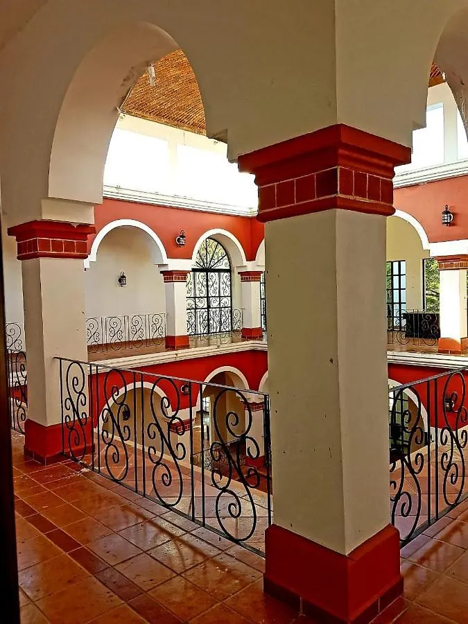 Hacienda Los Alamos Bed & Breakfast 칸쿤 펜션