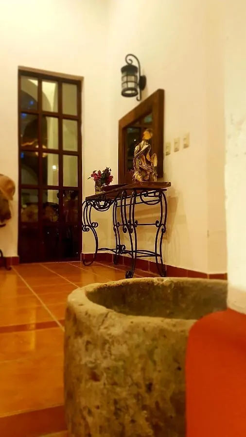 펜션 Hacienda Los Alamos Bed & Breakfast 칸쿤