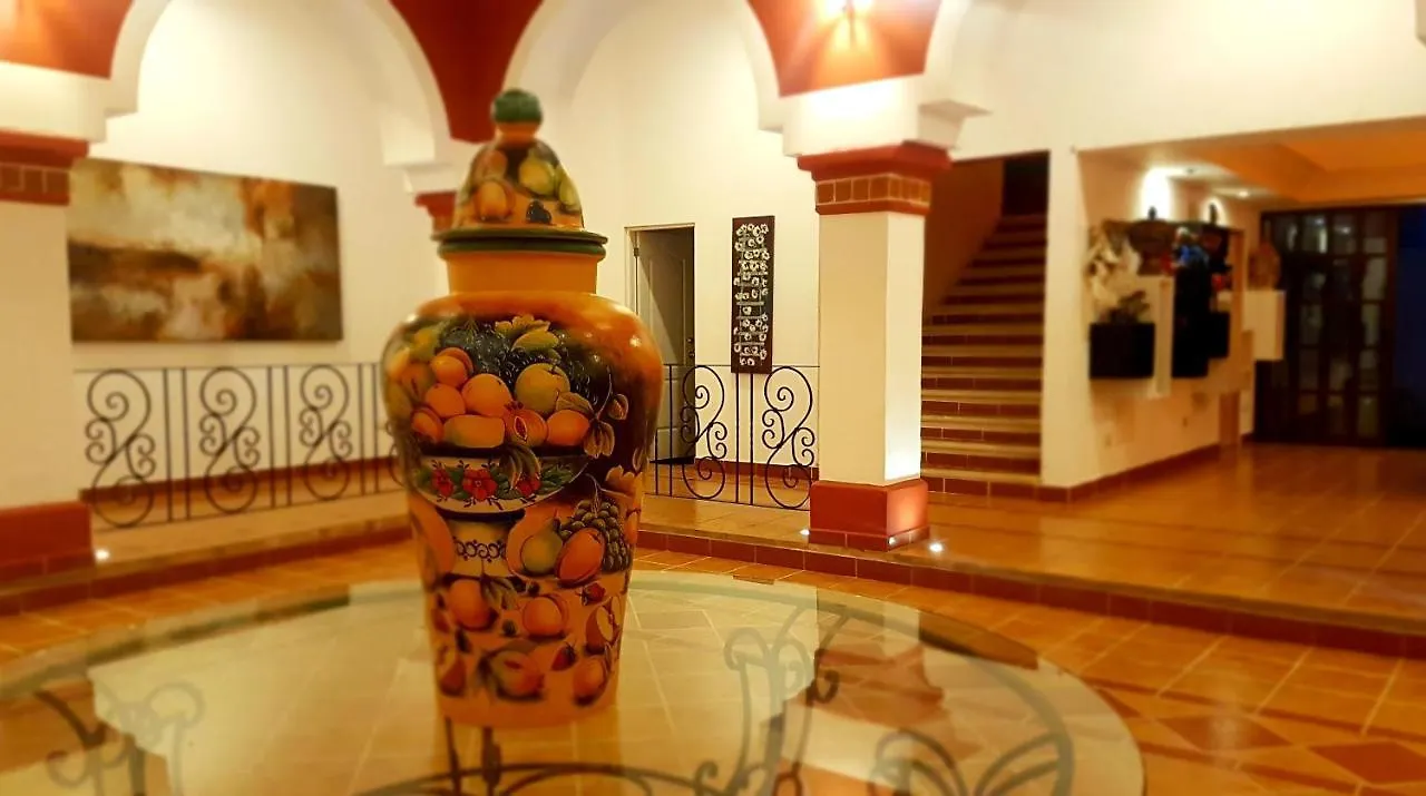 펜션 Hacienda Los Alamos Bed & Breakfast 칸쿤