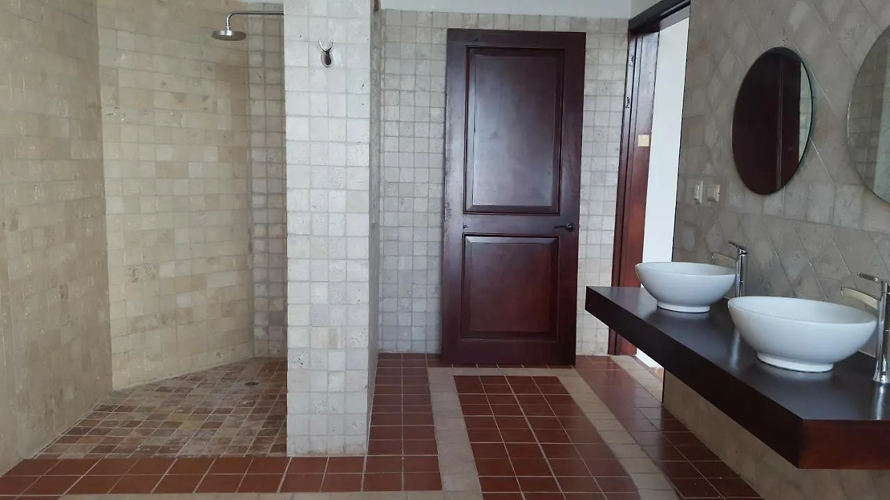 Hacienda Los Alamos Bed & Breakfast Cancún Dom wakacyjny